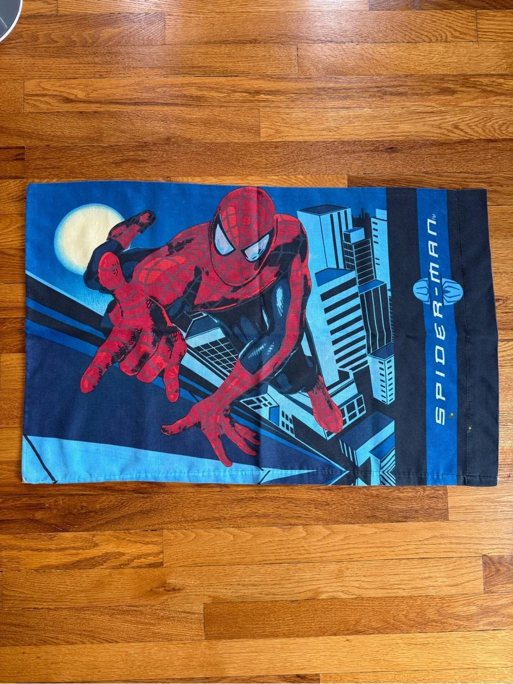 Vintage Y2K Spider-Man The Movie Pillowcase, 2002 Sam Raimi Marvel Bedding 90s